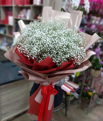 Букет цветов из: Гипсофила в Лососине